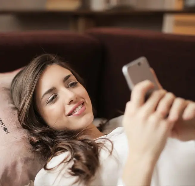 Nehir temsilî profil görseli