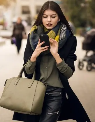 Ece temsilî profil görseli