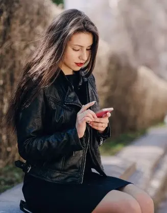 Mira temsilî profil görseli